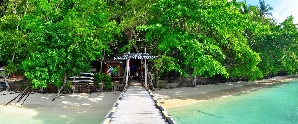 Raja Ampat Dive Resort Tapokreng Eksteriør billede