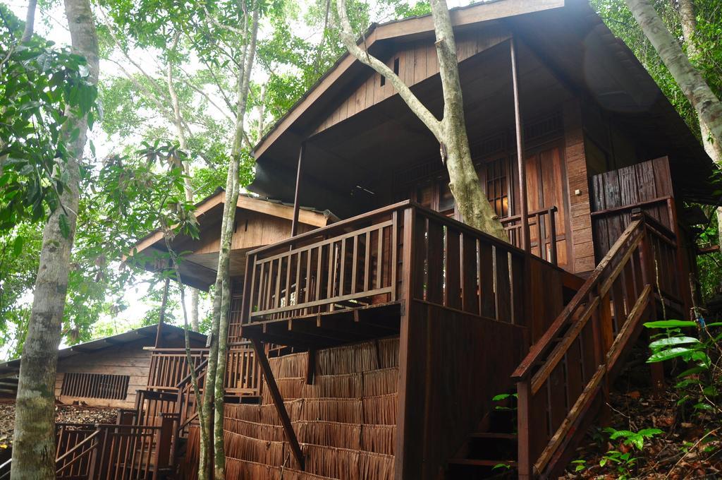Raja Ampat Dive Resort Tapokreng Eksteriør billede