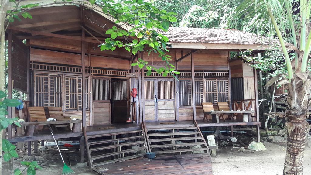 Raja Ampat Dive Resort Tapokreng Eksteriør billede